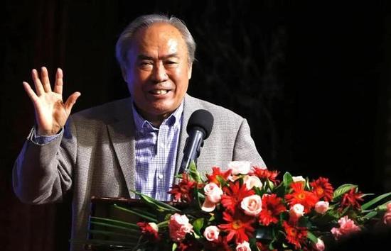 博努奇即将重返意甲联赛，这位1987年出生的后卫老将预计将在未来几天内与柏林联合解除合同，以免费的形式加盟罗马。